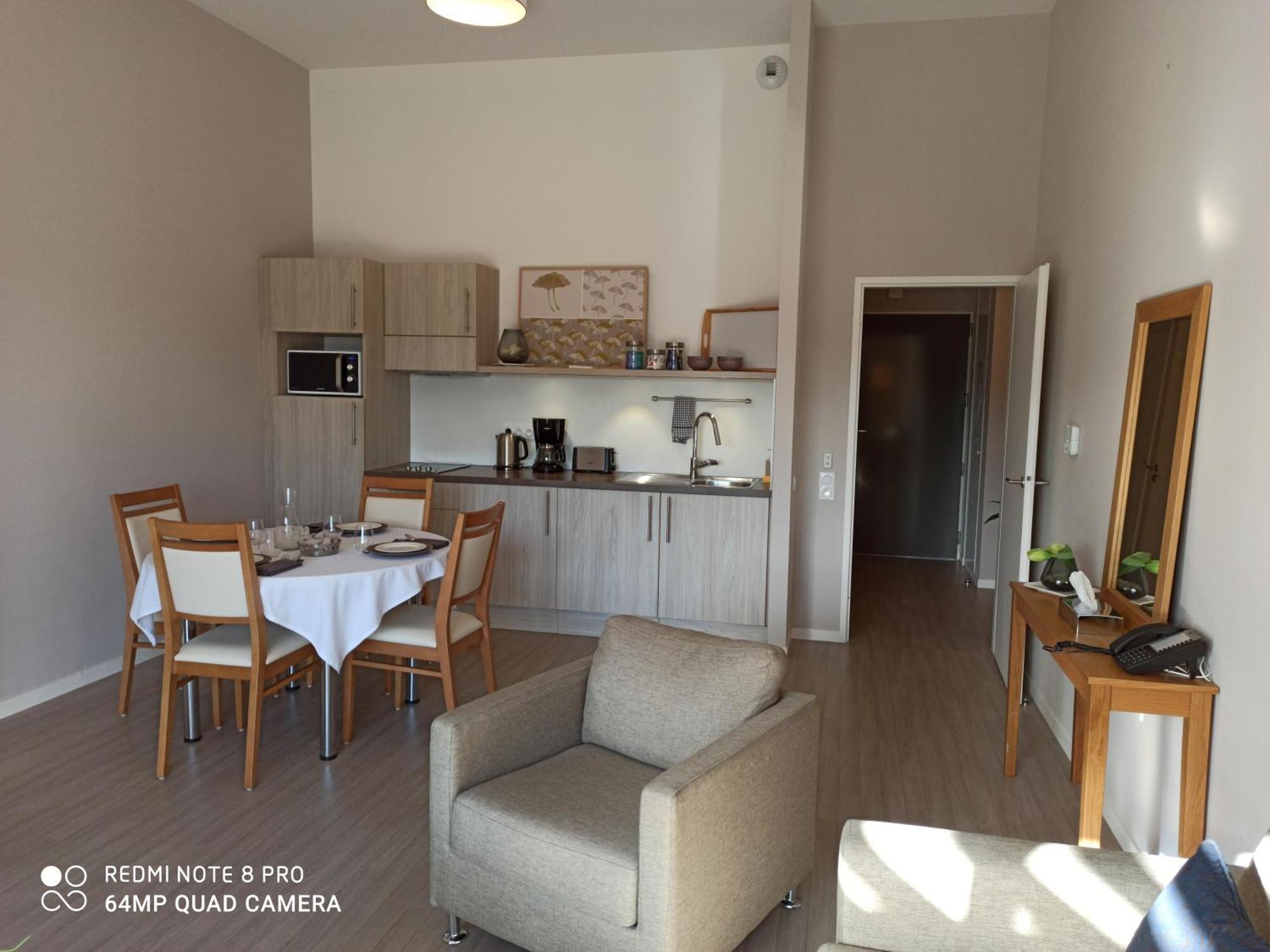 Domitys - Le Manoir Apartment Perignat-les-Sarlieve Стая снимка