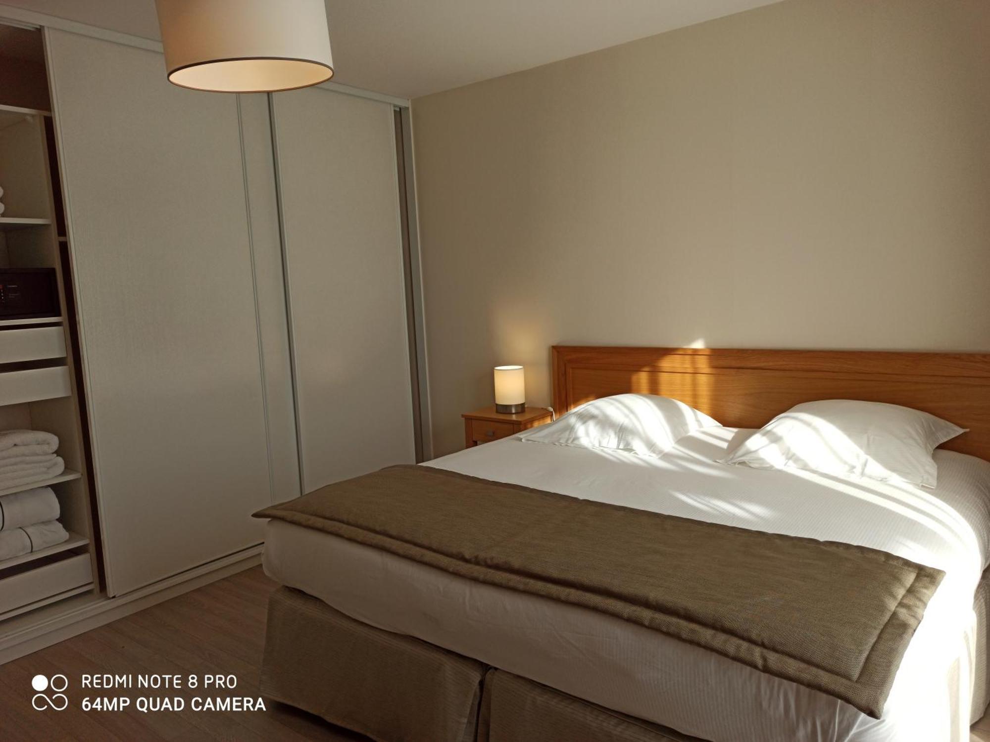 Domitys - Le Manoir Apartment Perignat-les-Sarlieve Стая снимка